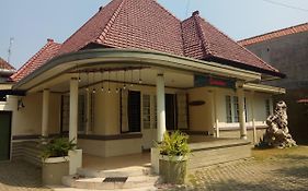 Doeloerkoe Homestay